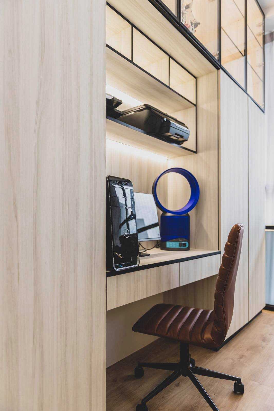 Modern Home Office with Bookshelf and Desk Chairs