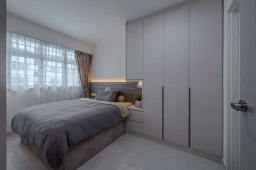 Modern Bedroom at 459 Yishun