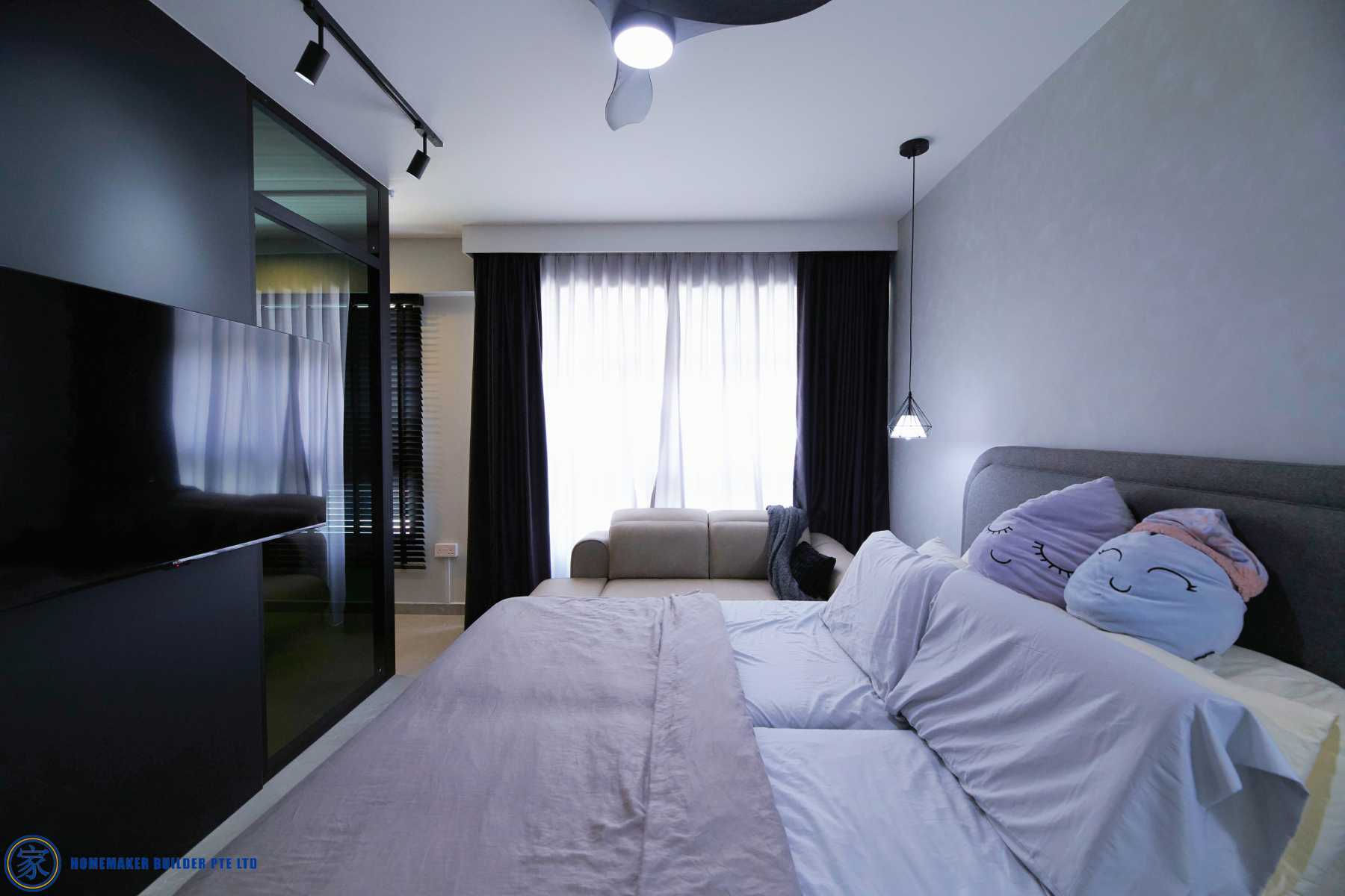Modern Bedroom with Feature Wall and Wardrobe