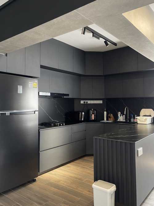 Modern Kitchen at 290 Bishan