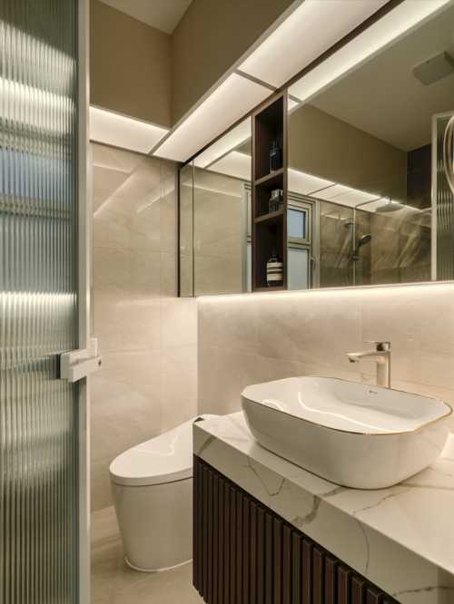Modern Bathroom at 130A Canberra (Elaine)