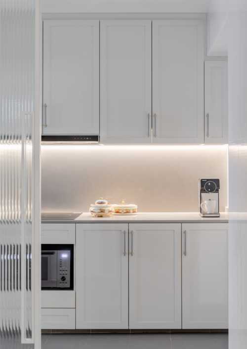 Modern Kitchen at 130A Canberra (Elaine)