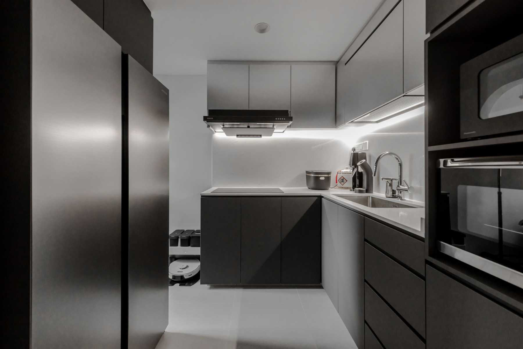 Minimalist Kitchen with Countertop and Kitchen Accessories
