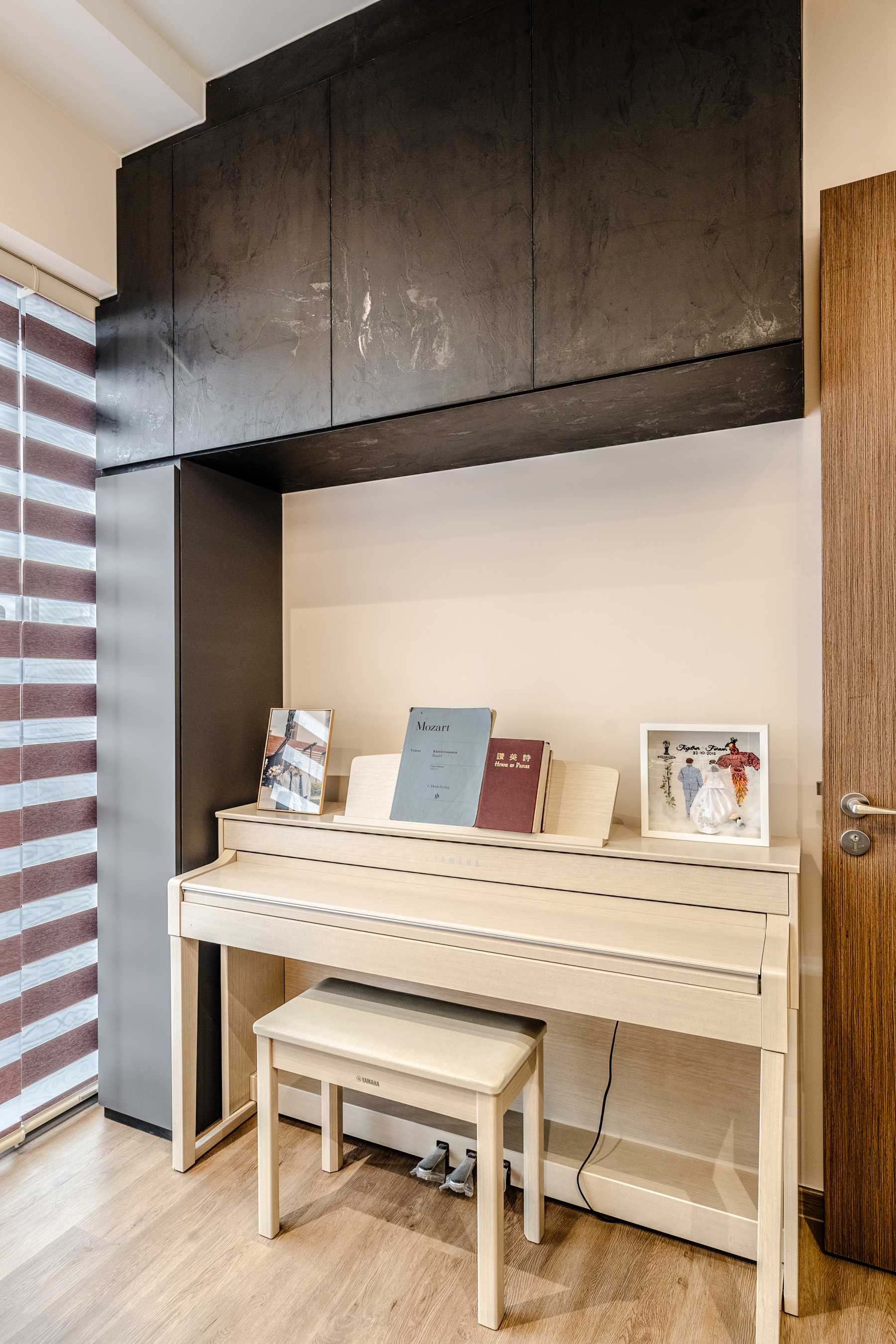 Contemporary Home Office with Bookshelf and Desk