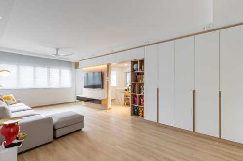 Minimalist Living Room at Jumbo Flat @ Woodlands