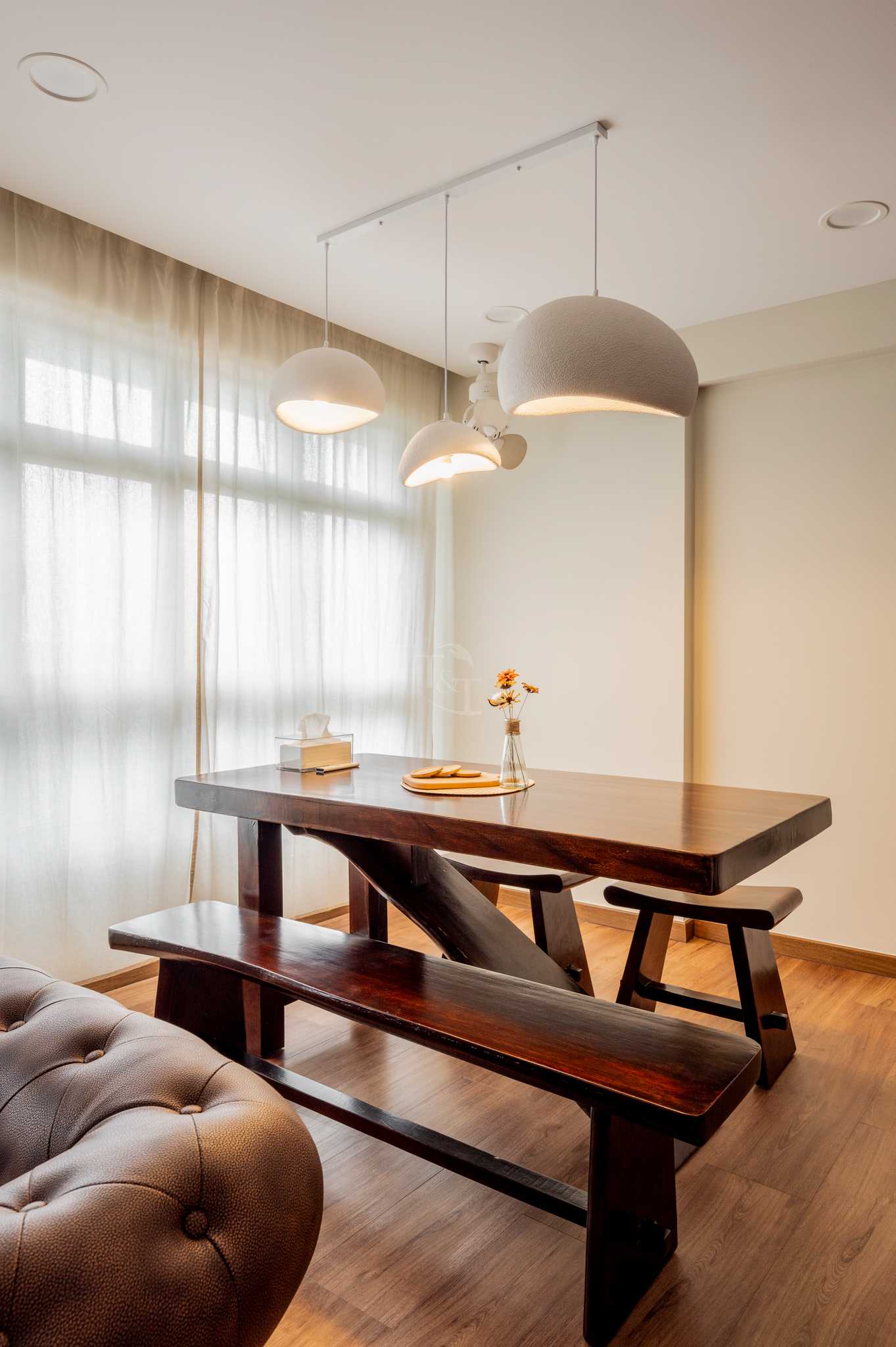 Modern Dining Room with Drop Light and Cove Lighting