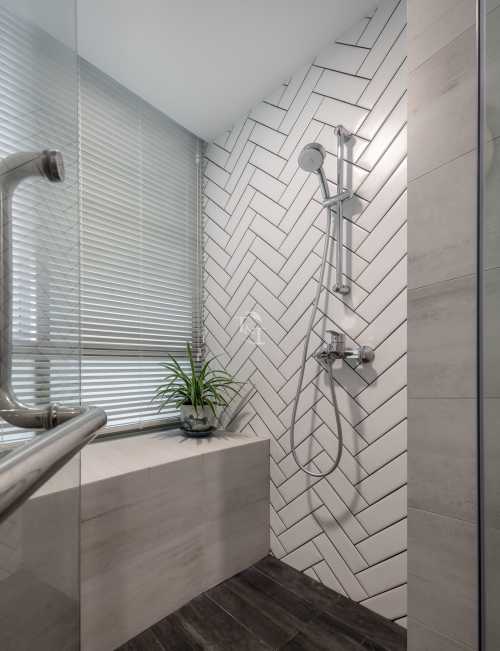 Modern Bathroom at Casa Merah Condo