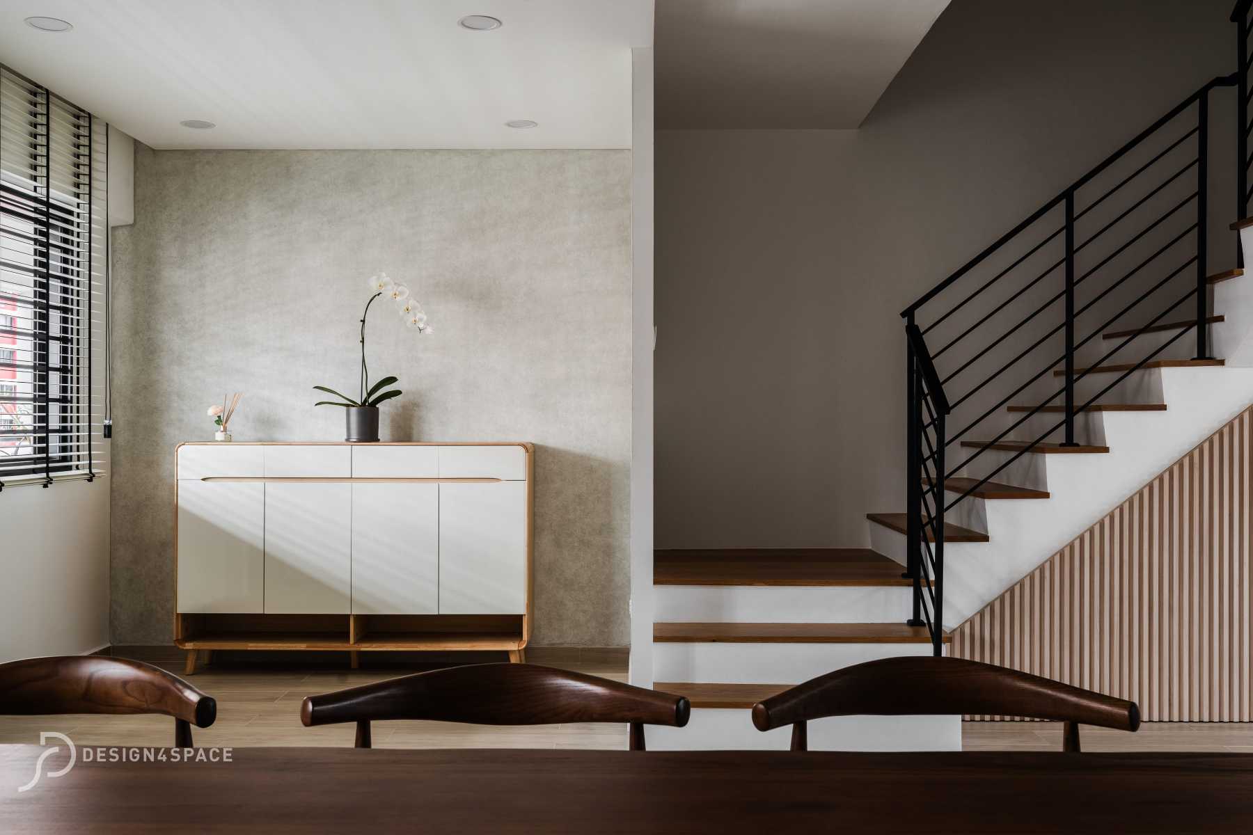 Modern Dining Room with Drop Light and Cove Lighting