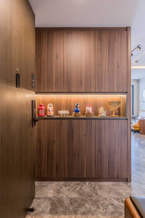 Modern Entryway at 1 SILAT AVE, AVENUE SOUTH RESIDENCE