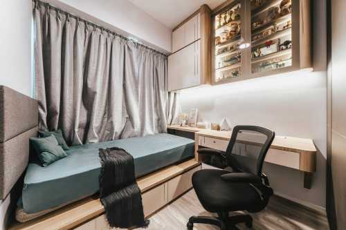 Modern Bedroom at Woodleigh Residence