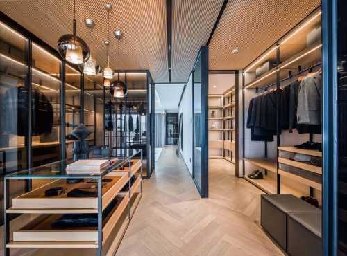 Contemporary Walk-in Wardrobe at Landed @ Serangoon Garden