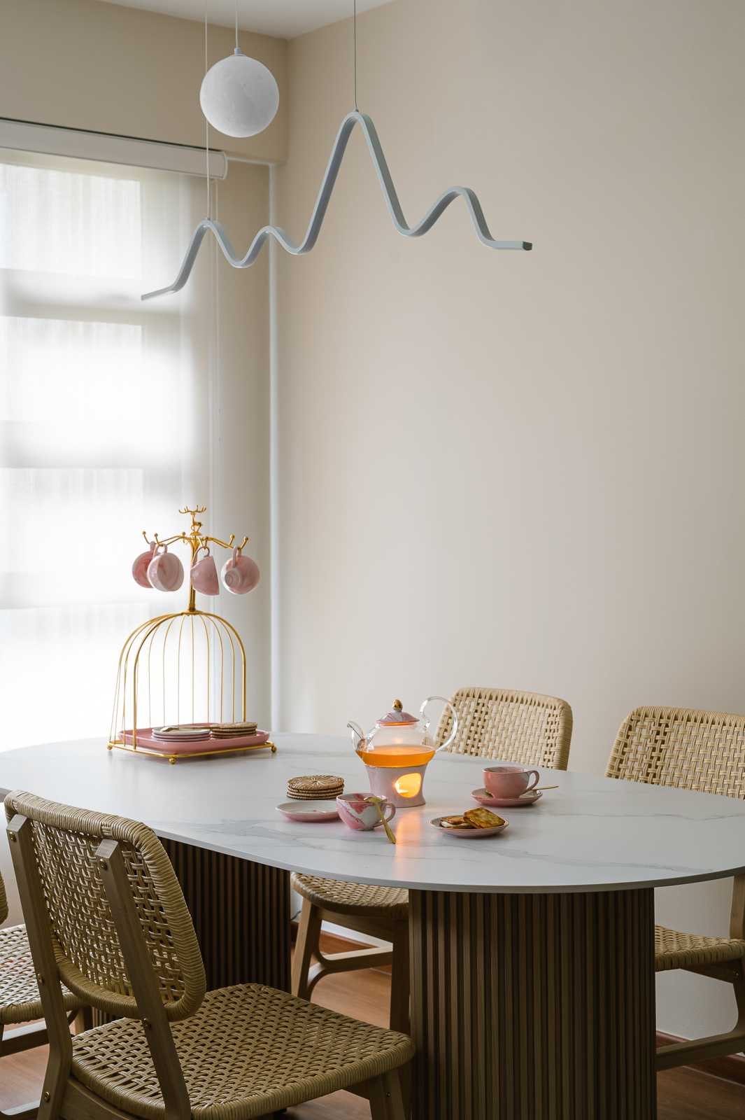 Scandinavian Dining Room with Drop Light and Ceiling Light