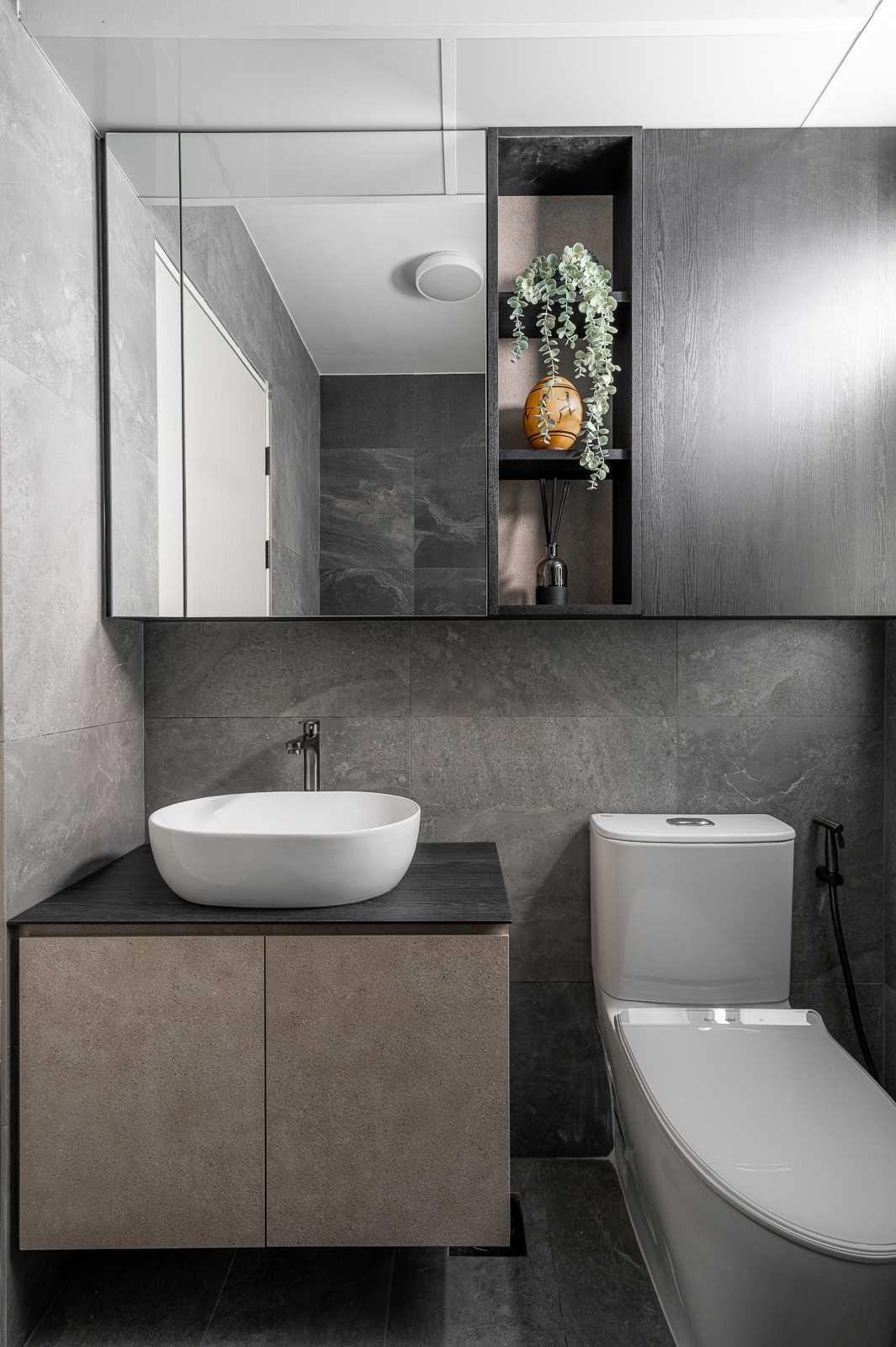 Scandinavian Bathroom with Countertop and Wood Flooring