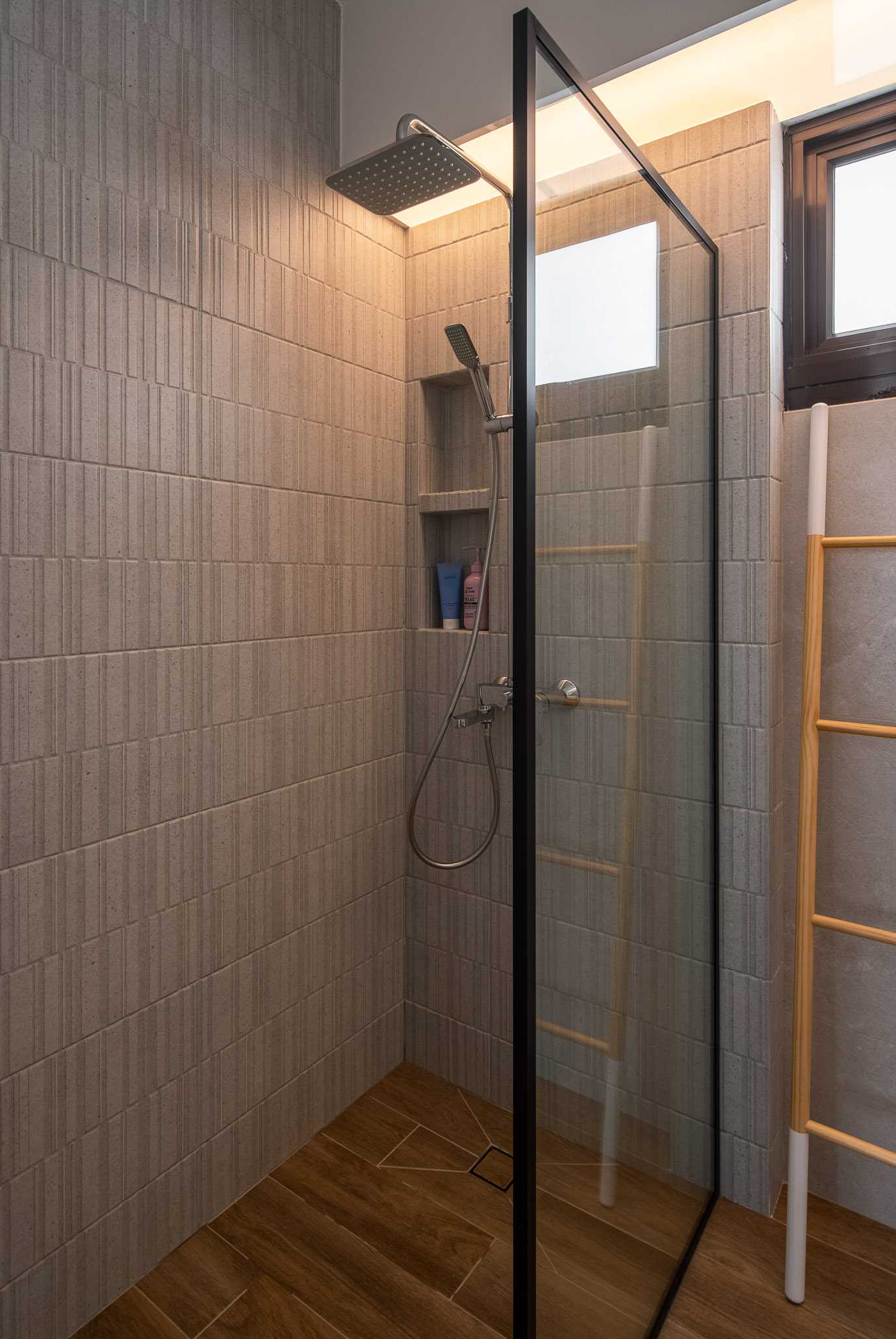 Scandinavian Bathroom with Countertop and Wood Flooring