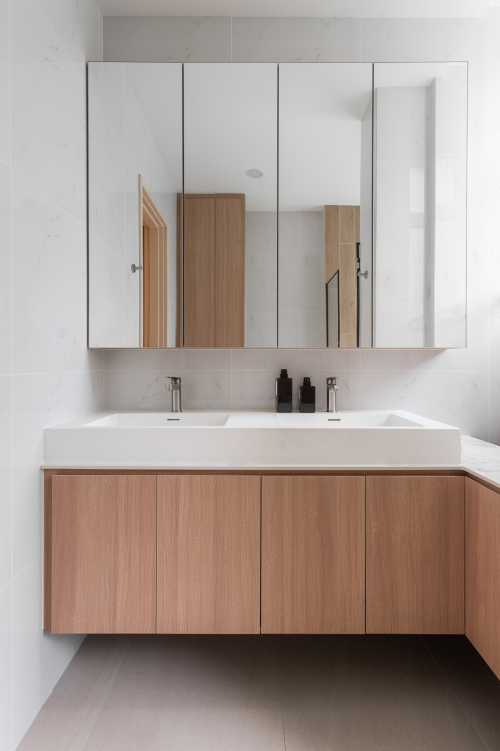 Scandinavian Bathroom at Parc Mondrian