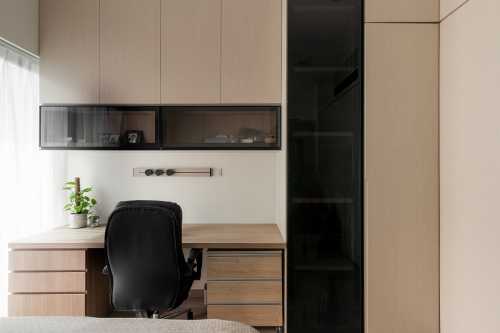 Scandinavian Home Office at Parc Mondrian