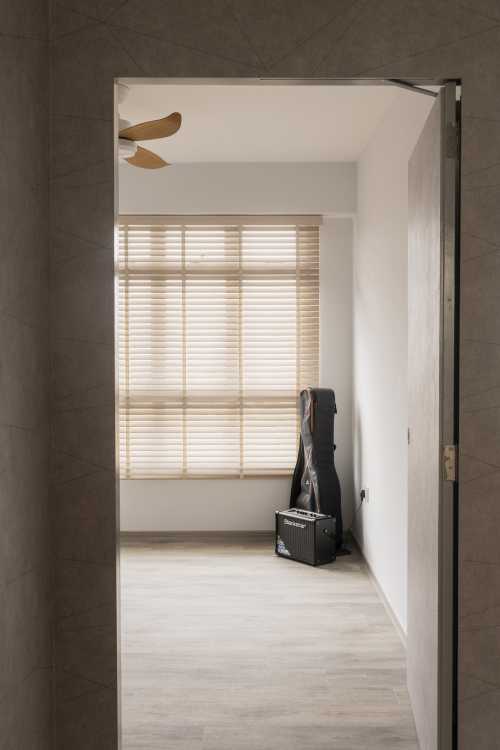 Scandinavian Bedroom at Kallang Breeze (Block 20B)