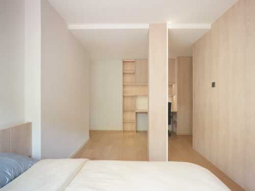 Minimalist Bedroom at Bunglow @ MTP