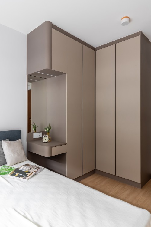 Modern Bedroom at Boon Lay Drive