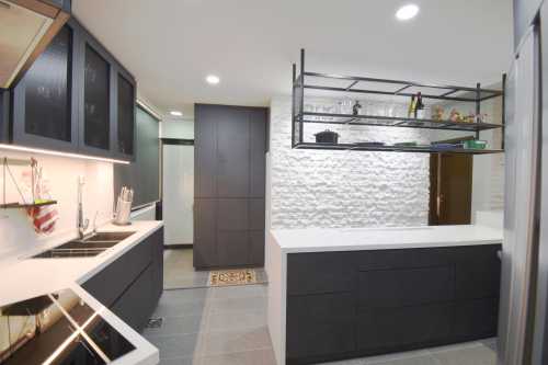 Industrial Kitchen at 36 Dover Park View