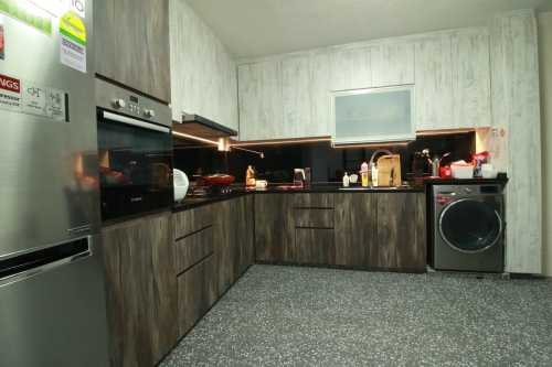 Modern Kitchen at 535 Bukit Batok