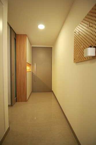 Contemporary Entryway at The Criterion