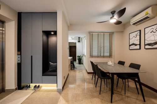 Contemporary Dining Room at Palms Garden