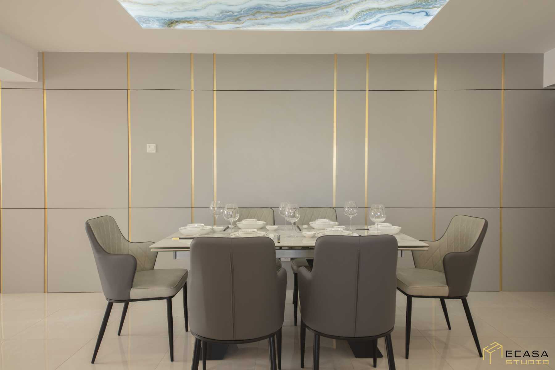 Contemporary Dining Room with Ceiling Light and Dining Table