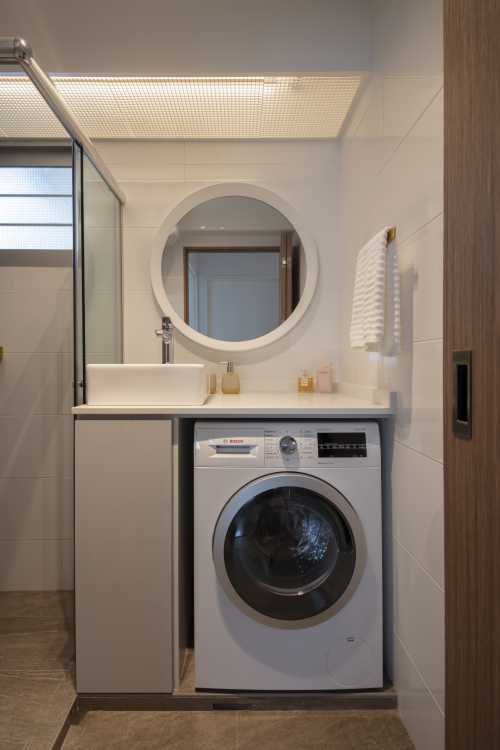 Scandinavian Bathroom at Anchorvale Lane