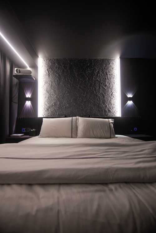 Modern Bedroom at 466 Clementi Peaks