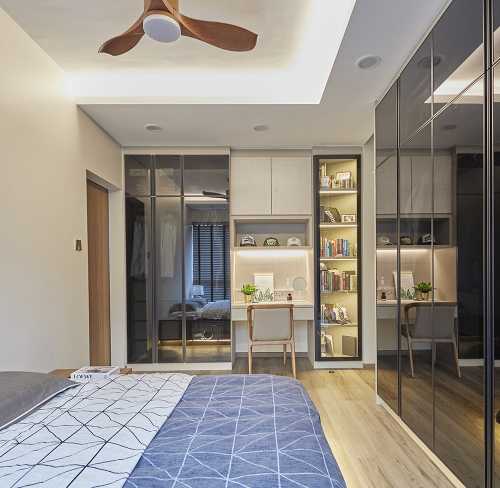 Contemporary Bedroom at Palm Gardens