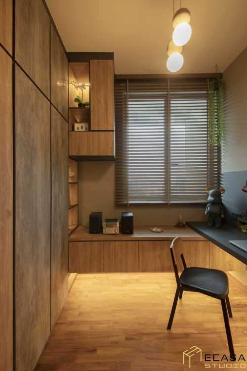 Contemporary Study at Nin Residence