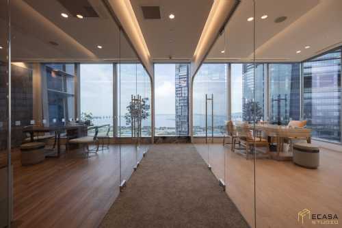 Modern Office at Marina Boulevard