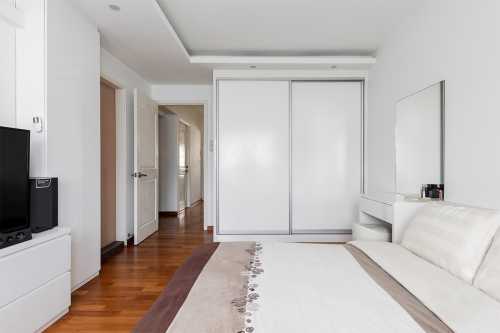 Modern Bedroom at Blk 29A Chai Chee Ave