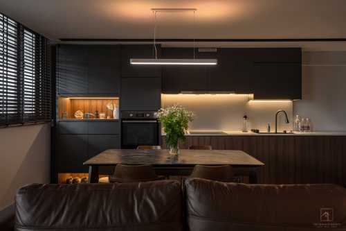Contemporary Kitchen at Blk 3 Everton Park
