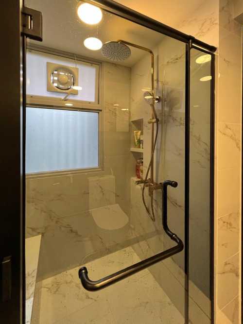 Scandinavian Bathroom at Eco Politan