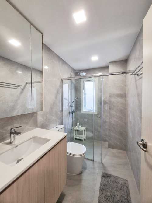 Scandinavian Bathroom at Hai Sing Crescent