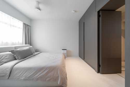 Minimalist Bedroom at Ubi Groove