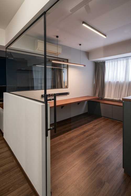 Contemporary Home Office at 139A Toa Payoh Lor 1A