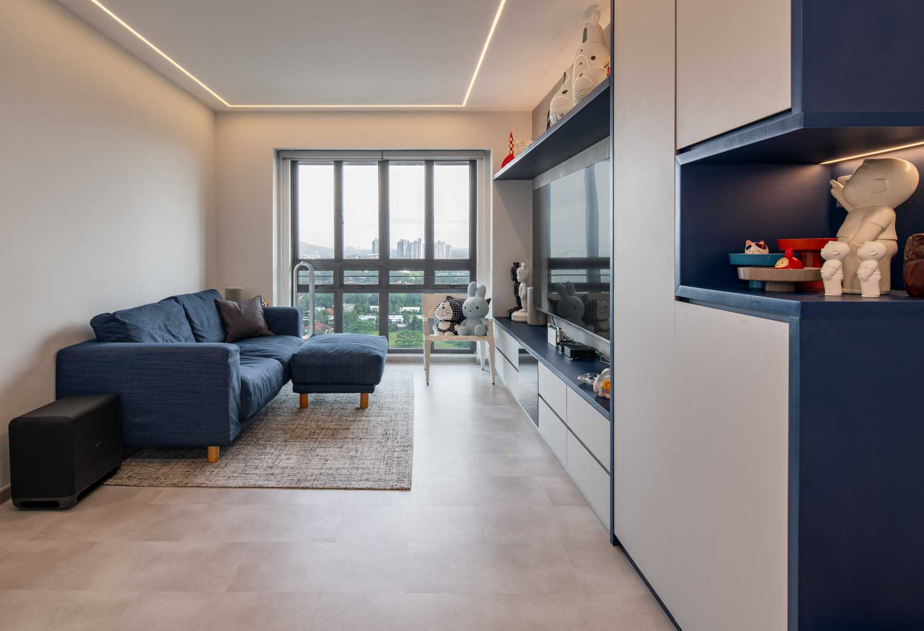 Scandinavian Living Room with Cove Lighting and Ceiling Light