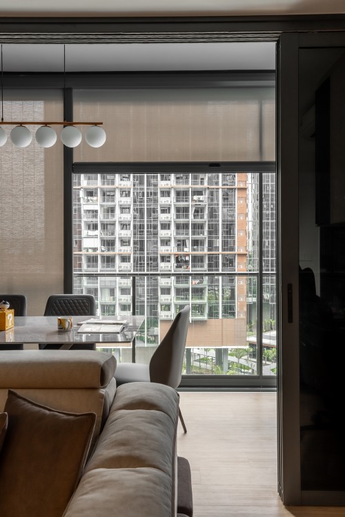 Scandinavian Dining Room at Parc Clematis