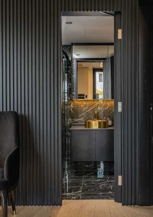Modern Bathroom at Villa Verde @ 130 Verde View