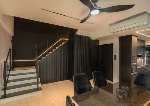 Modern Dining Room at Villa Verde @ 130 Verde View