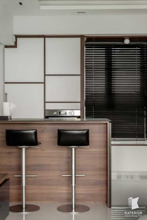 Contemporary Dining Room at Alexandra View