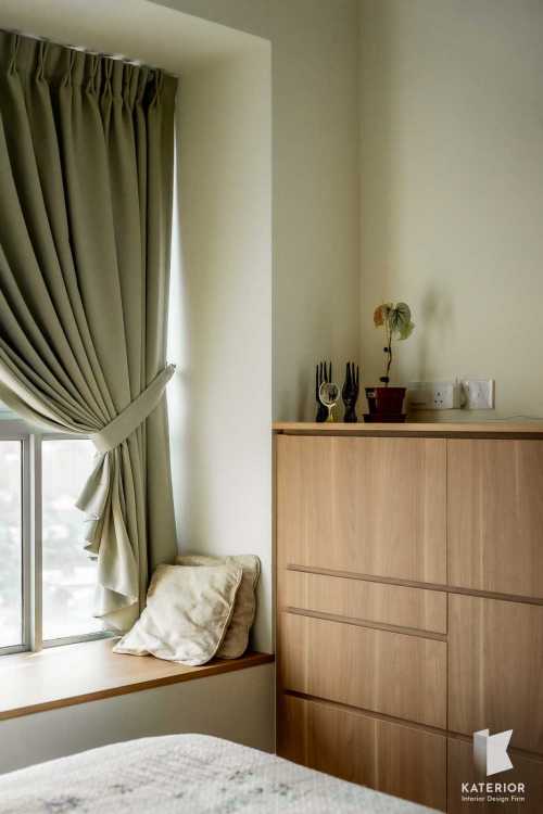 Contemporary Bedroom at Alexandra View