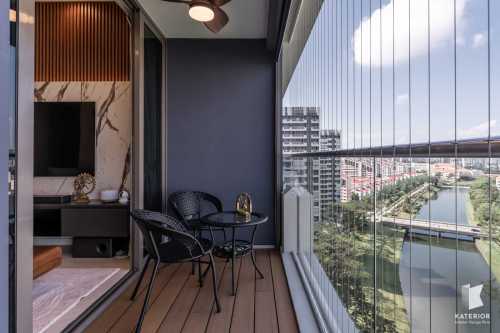 Country Balcony at The Tre Ver 