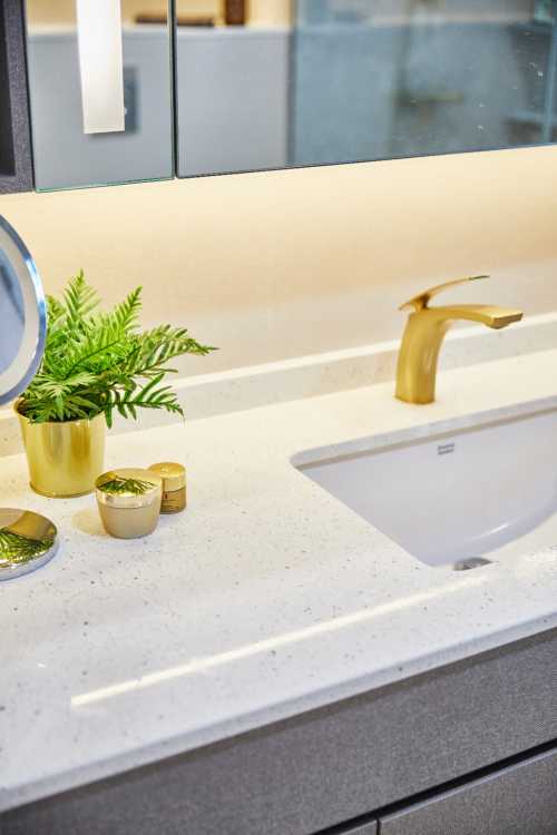 Minimalist Bathroom at Ah Soo Garden