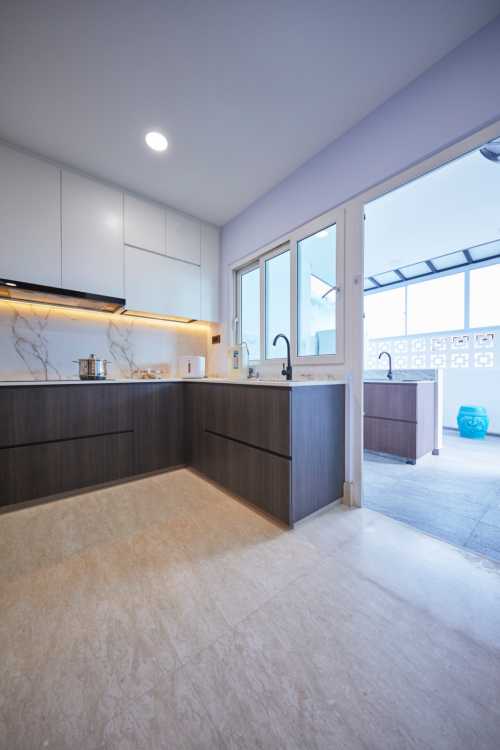 Minimalist Kitchen at Ah Soo Garden