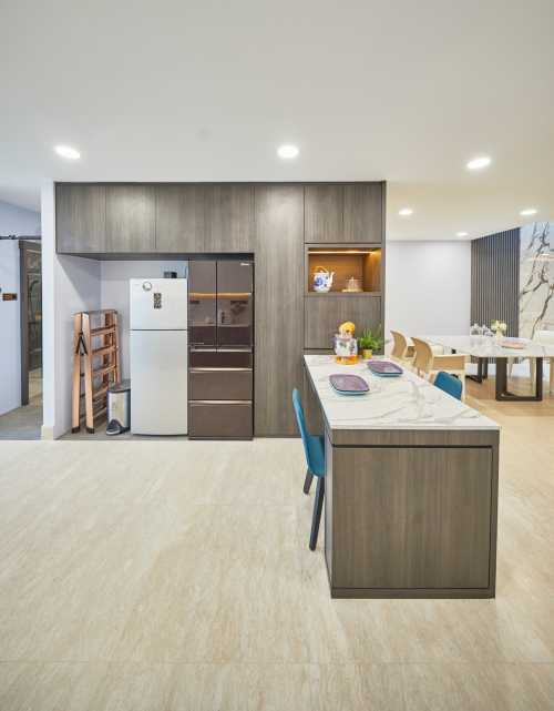 Minimalist Kitchen at Ah Soo Garden