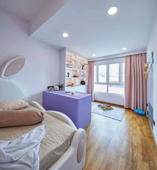 Minimalist Bedroom at Ah Soo Garden
